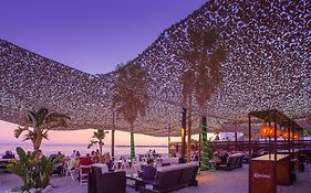 Sunset Beach Club Benalmadena